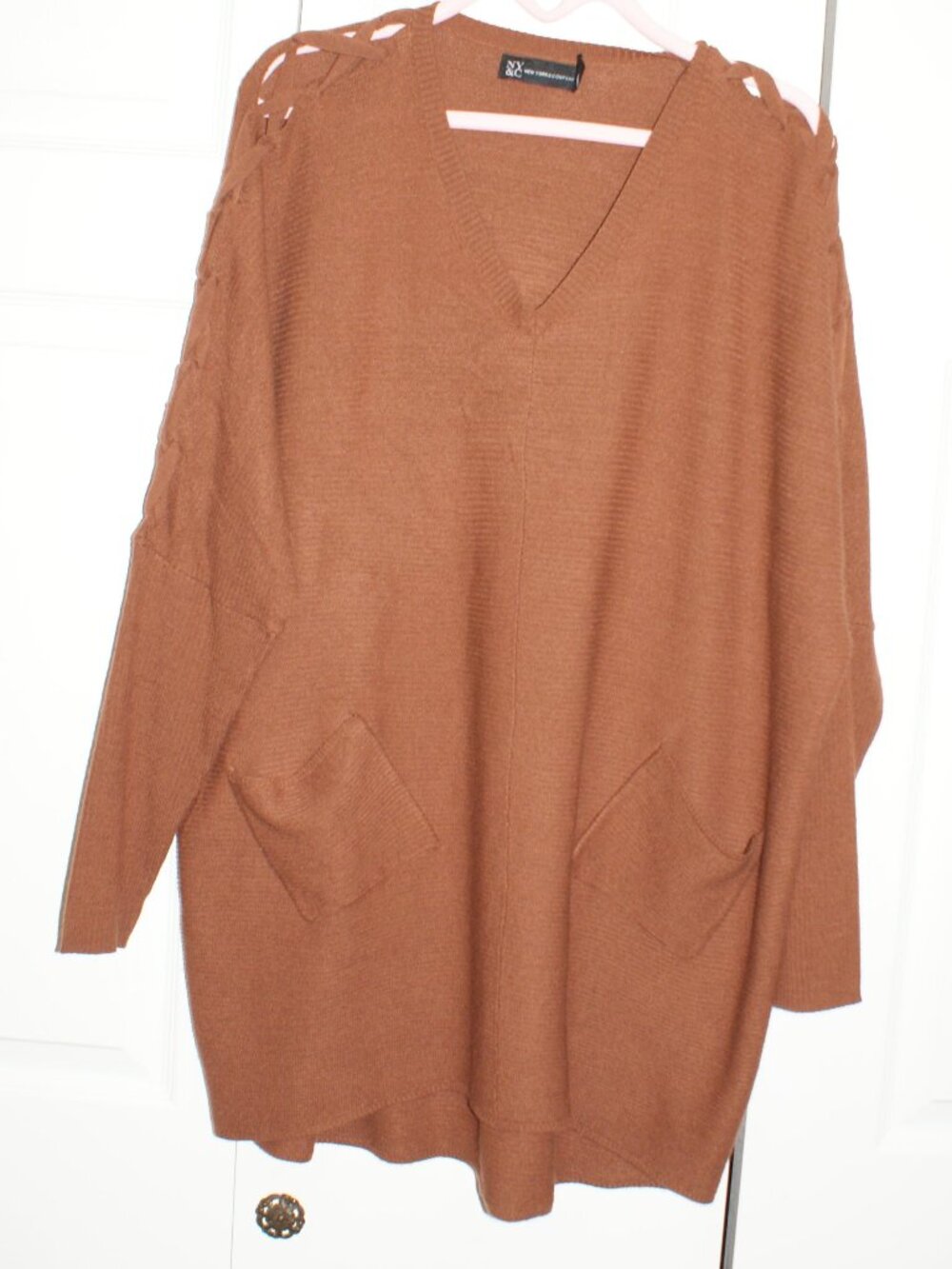 NY&CO Criss-Cross Shoulder Baggy Sweater - Camel color - XL BRAND NEW